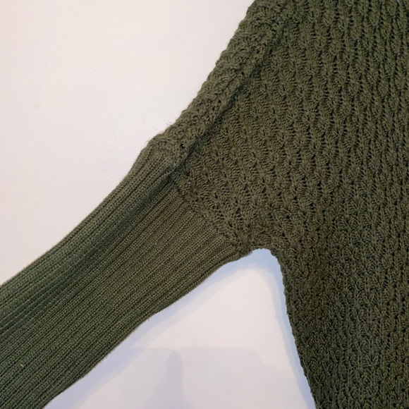 Batwing Turtle Neck Sweater - Picture 3 of 3